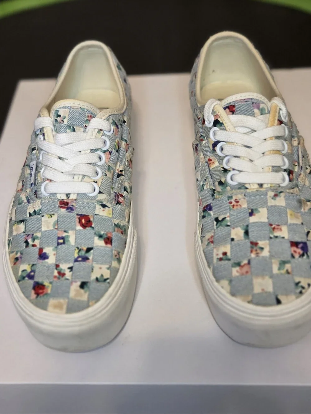 Vans Women's Light Blue Checker Floral Stackform Sneakers Size 8